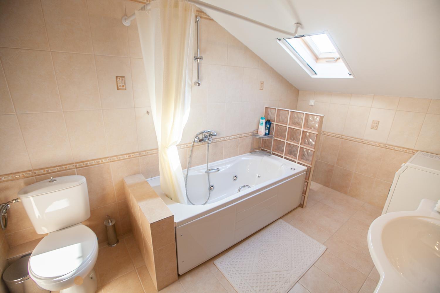 Rodon Apartment With Great View, Sauna And Jacuzzi لِتوخورو المظهر الخارجي الصورة